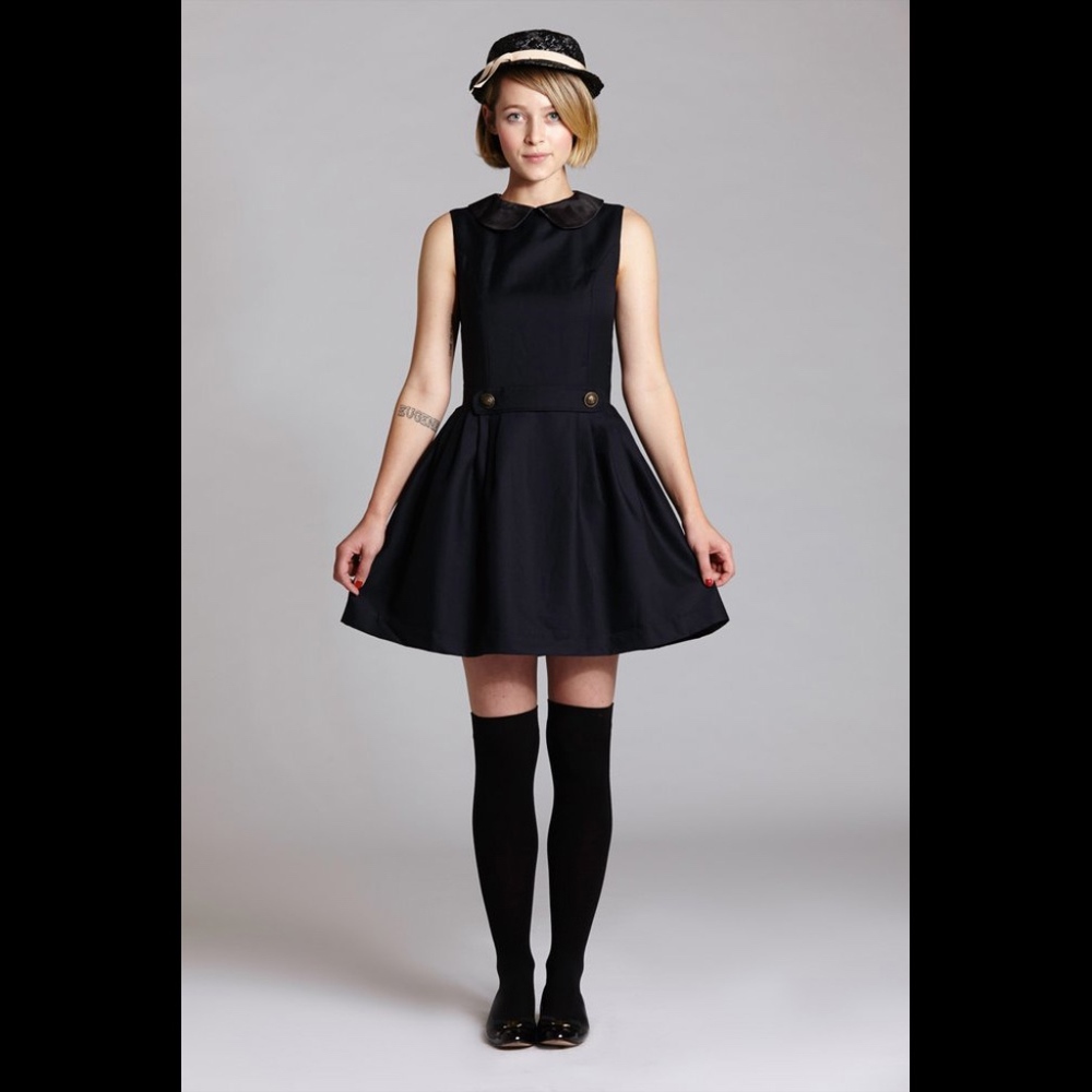 Elegant Black Midi Dress